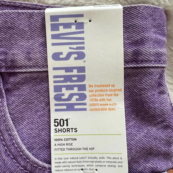 NWOT Levi’s 501 Women’s denim jean button fly pink shorts size 28 - Picture 6 of 6